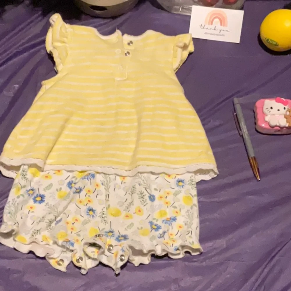 Laura Ashley| Yellow Striped Romper Kids with Floral Shorts Size 3-6 M